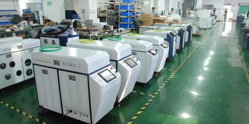 通發(fā)激光TFL-80PF<a href='http://www.xiamenjjls.com/product/2.htm' class='text_a'>光纖<a href='http://www.xiamenjjls.com' class='text_a'>激光焊接機</a></a>